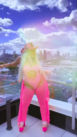 These girls can’t take. #chaseicon