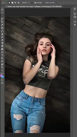 Fixing distressed jeans #graphicdesign #designtutorial #photoshoptutorial #aesthetic #bitof