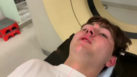 Radiotherapy mask fitting#chdhoodcancer #kidswithcancer @megan.the.cancer.kid