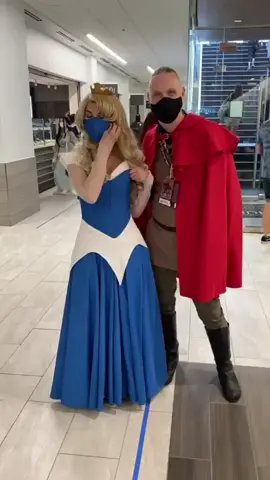 Pink or Blue?#cosplay #disney #quickchange #sleepingbeauty #dragoncon2021