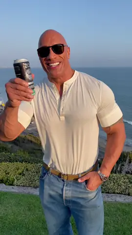 📣📣 MOST COLLEGE SPIRIT? Tag your school spirit videos with #BigCanOnCampus & @zoaenergy. WINNER WILL GET ZOA FOR THEIR ENTIRE CAMPUS!! 🏆