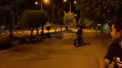 Tahap setting spek porting kohar OS 0 karbu 28 pengapian standar. #rxking #rxkingnusantara #rxkingmodifikasi #2taklovers #2takmenolakpunah