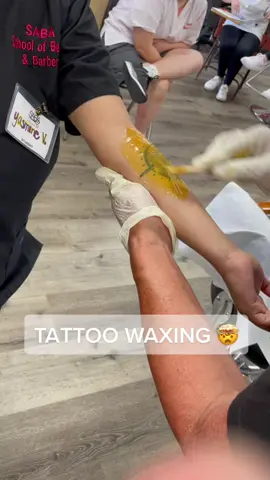 Tattoo waxing makes your tattoo look brand new! 🤩 #waxing #beauty #cosmetology #beautystudent #demo #estheticianlife #tattoo #tattoolover #tattooartist