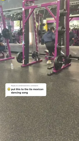 Reply to @alm0nddrink #greenscreenvideo Lmfaooo it actually goes, I’m late but lmfao worth it #fypシ #fyp #laprima #latia #parati #planetfitness #gym