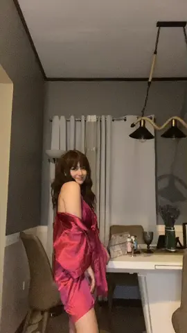 Yung patulog kana pero napa tiktok kapa?!😉 gusto ko yarn!! 🙏🏼 please follow on my instagram : nairobi_021 and lyka:enca_21 thank you all #fypシ