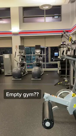 How many calories??? #GymTok #clapyourhands #KeepItRealMeals