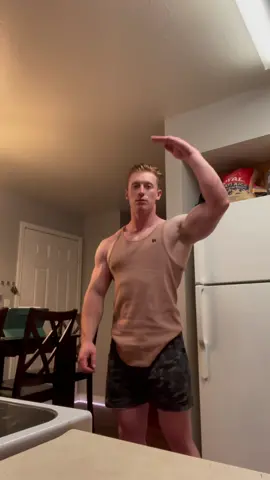 6 feet tall and super strong #fypシ #foryou #foryoupage #thictok #GymTok #bodybuilding #physique #liftingmotivation #gainz #shredded #ginger #workout
