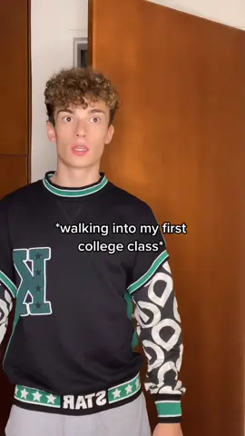 should I take a seat? #fyp #gay #grindr