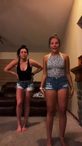 That hair flip tho😇 #dance #fypシ #iowagirls #iowa #iowacheck #bestie #21 #foryou #trend #ineedtoknow #draft