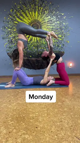 7 days a week #fyp #foryou #yogastudio #acroyoga #pose #posechallenge #pregnantyogi #yogiperogi