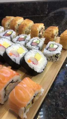 SUSHI CASERO BB🍣✨ #TalentoTikTok #saborestiktok #sushi #sushilover #recetasfaciles