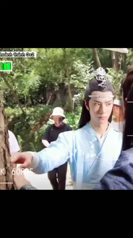 Ngta đang bàn chuyện nhà, anh trai này giật mình cái gì 😂 #bjyxszd #xiaozhan肖战_wangyibo王一博 #ruabien🐢_team #bxg #viral