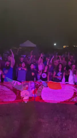 Last night was insane #pawpawfest ! We love you and thank you! 🔦 #musicfestival #flashlight #funk #bassplayer