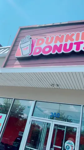#dunkindonuts #free #freecoffee #hotcoffee #icedcoffee #weekly #fypシ #foryou #foryoupage