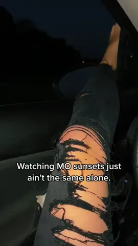 Not a vibe but relaxing Ig  #fyp #foryou #fypシ゚viral #MomsofTikTok #fypシ #alone #1k #foryoupage #draft #ThatCloseMessenger #sunset #missouricheck