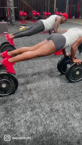 #builtdifferent #platepushups #challengeaccepted #houstonpersonaltrainers