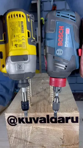 Dewalt VS Makita 😎 🥊 #tools #fight #powertools #battle #trick