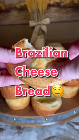 the soft, gooey cheesy center is 💯🤤😍 #cabotcheese #recipes #glutenfree #glutenfreerecipes #cheese #baking #braziliancheesebread #yum