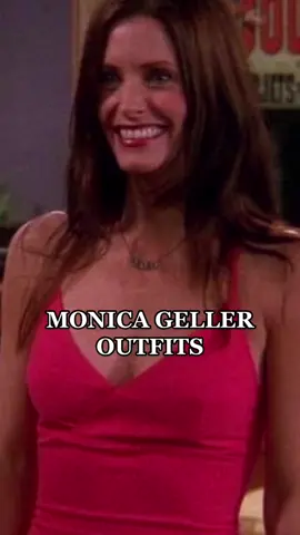red is definitely her colour! #monicageller #friends #friendsreunion #fashion #style #newyork #centralperk #fashiontok #nyc #foryoupage #foryou #city