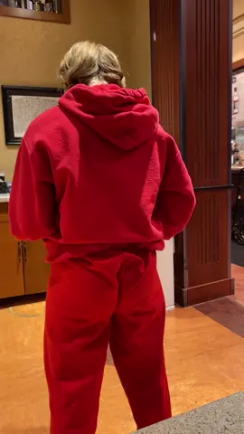 #clenchedcheeks #santaclaus @paige_314