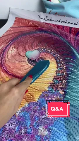@finchen5 antworten Wie ist das bei euch so?! Hängt ihr alle Bilder auf!? 🙃💚 #diamondpainting #diamondpaintingbytini #tinischnickschnack