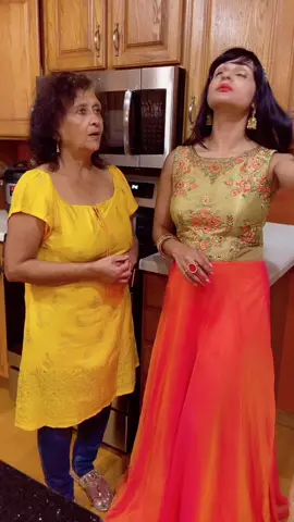 Yesss life of a busy TikToker 🤪 #fyp #foryoupage #foryourpage #mominlaw #saasbahu #funny #saasbahucomedy