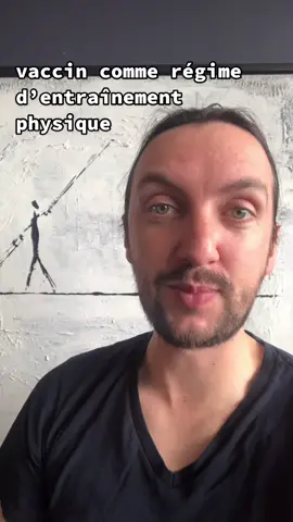 La vaccination fonctionne seulement grâce à notre système immunitaire naturel. Peut-être que ça aiderait de mieux le communiquer? #Québec #français