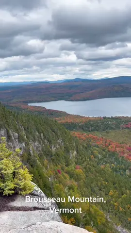 #foliage #vermonttiktok #TakeTheDayOffChallenge #BenefitOfBrows #waunderlust #hiketok