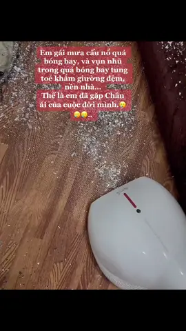 Em mua chiếc máy hút bụi chăn đệm này ở shopee với giá 580k