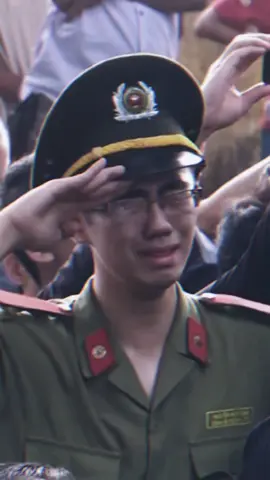 nhân dân Thủ Đô đưa tiễn Đại Tướng Võ Nguyên Giáp về với đất Mẹ