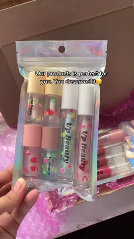 Asmr pack with me :) checkout now!✨ #fyp #lipgloss #asmr #packingorders #shopee #shopee_ph #smallbusinessph #foryou #fypシ #upbeautyph #trend