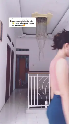 Balas @bodyguard_private 🤣🤣💃🏻💃🏻🏋🏻‍♂️🏋🏻‍♂️