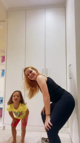 Mini Thuany 😍 #funk #kids #kidstiktok #baby #danca #trend