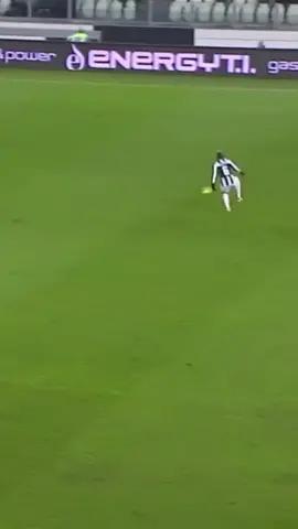 What a goal?🤩🤯#fypシ #goal #football #cold #juventus #pogba🇫🇷 #volley