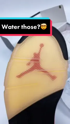 This beat goes hard😂😭 Hit the + for more of the best sneakers🔥 #sneakers #sneakerhead #shoes #airjordan #nike #snkrs #jordan5 #offwhitenike