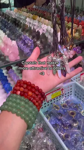 Geen aventurine and obsidian is also good!#crystallover #crystals #onlineshopping #crystaltok