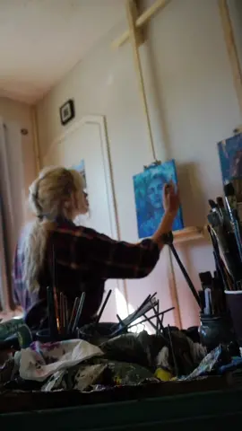 the golden sparkles at the end are my FAV ✨ #originalpainting  #paintingvideo #surrealism #bts