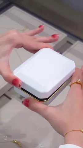 #CapCut Beautiful and cheap!🥰🥰#goldensplash #Jewelry #Accessories @laobi424002