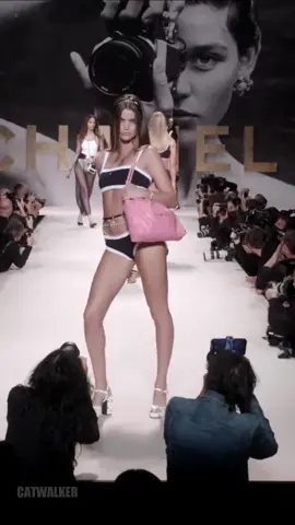 Anna Ewers, Luna Bijl, Aylah Peterson & Yasmin Wiljnaldum for CHANEL #SS22 #Chanel #Catwalker #catwalk #Runway #fyp