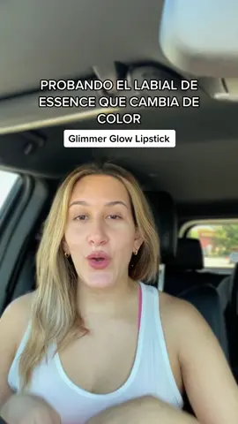 Está súper 👌 @essence.cosmetics #essence #essencelipstick #changingcolorlipstick #labial #musthaves #lipstick #glimmerglowlipstick #maquillaje #lips