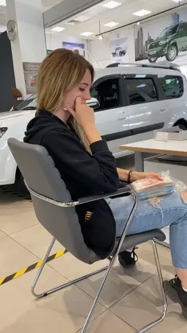 Все уже вкурсе что @nastyatyman купила ? #покупкаавто #настятуман #сашатуман