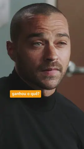 Shonda Rhimes: A. Meredith Grey: ela não é nem louca, ela tá me vendo!