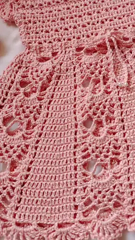 apaixonada estou ❤️😍#vestidobebe #crocheinfantil #babycrochet #crochedelicado #crochetersoftiktok