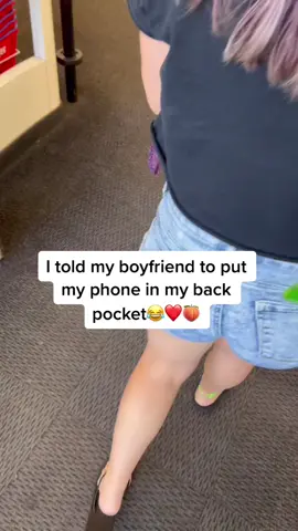 LMFAOO Love The Hype 💕 #foryou #viral #trending #backpocketchallenge #themacfamily #familythings #reaction #hypeman #OneSliceChallenge
