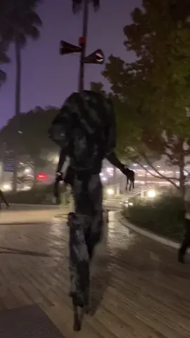 My Siren Head costume making the arounds in LA for Spooktober! 🎃#SirenHead #SirenHeadcostume #sirenheadcosplay #creepy #scary #trevorhenderson #cryptid #spookyseason #spooktober #longbeach #losangeles #monster #stiltwalking #cosplayersoftiktok #haunted #performer #stiltcostume @Gary Fay