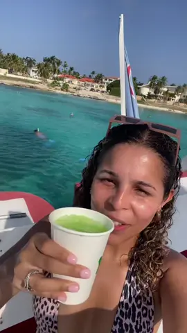 The only call i pick up 😎 #aruba #beachvibes
