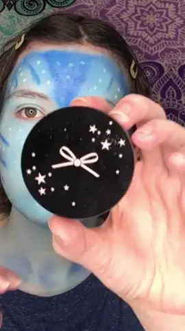 Love this translucent powder from @ciate 💙 it sets my makeup amazing and love the cute packaging. #ciate #ciatelondon #translucentpowder