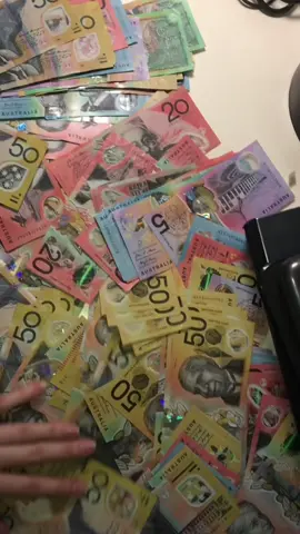 You all loved this last time! Count my money for the working week with me! This is after I put away money for taxes! #skripper #striptok #accountant #tik #tok #lgbt #sapphic #skrippa #spicyaccount #swer #striptok2021 #skrippatok #strip