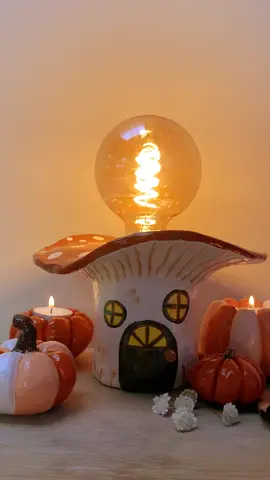 Toadstool Filament Lamp 🍄 #halloweencraft #diyhalloween #autumnaesthetic #fallaesthetic #cottagecorecraft #fairycore #mushroomart