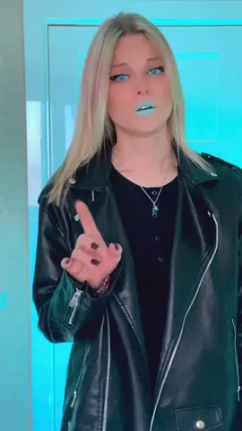 (ФИНАЛ) POV. Мир, где всех делят на существ. ⚠️FAKE POV⚠️